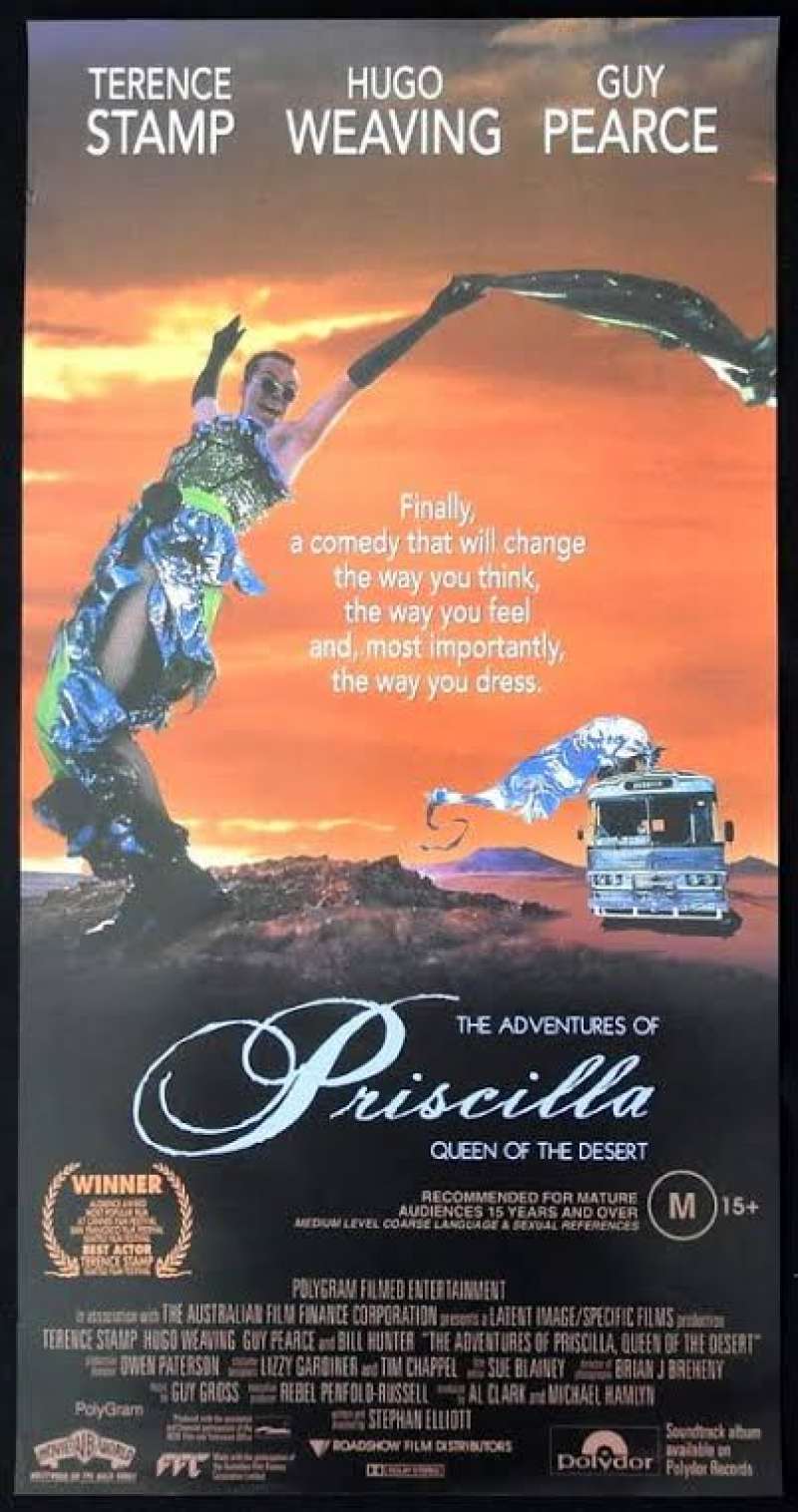 ADVENTURES OF PRISCILLA QUEEN OF THE DESERT, Guy Pearce & Hugo